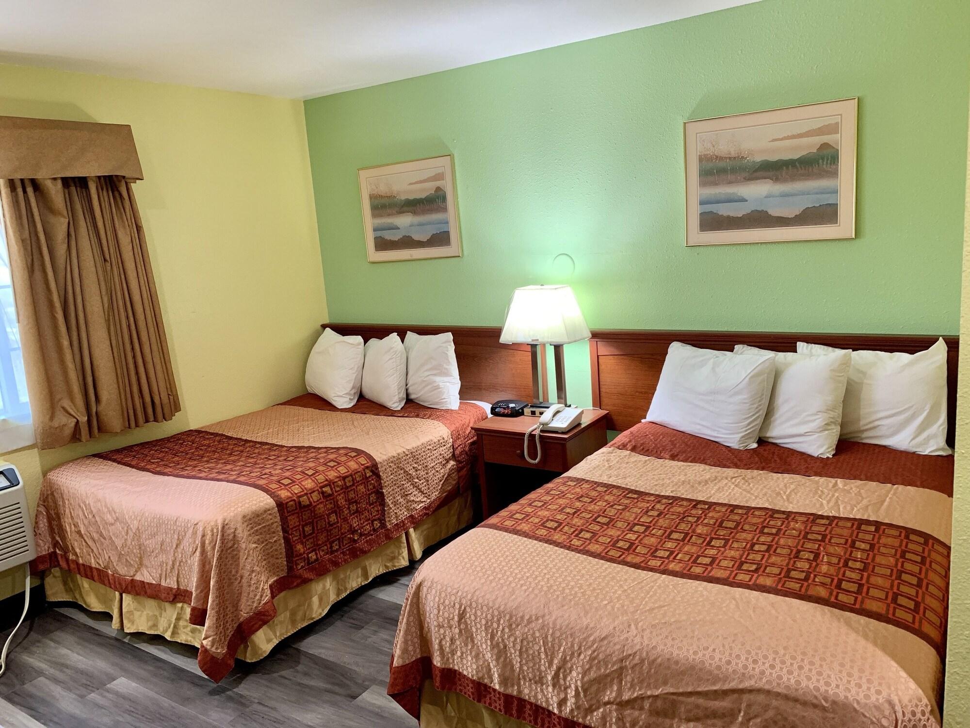 Travelers Inn Medford Exterior photo